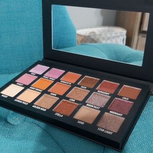 KAB Day + Night palette